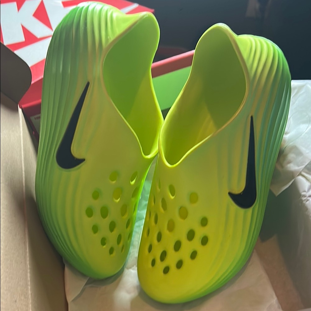 Woman’s Green Slip-On Shoes